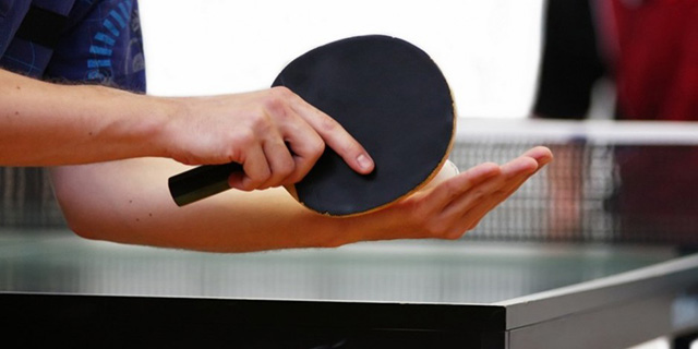 YABO鸭脖打乒乓球图片